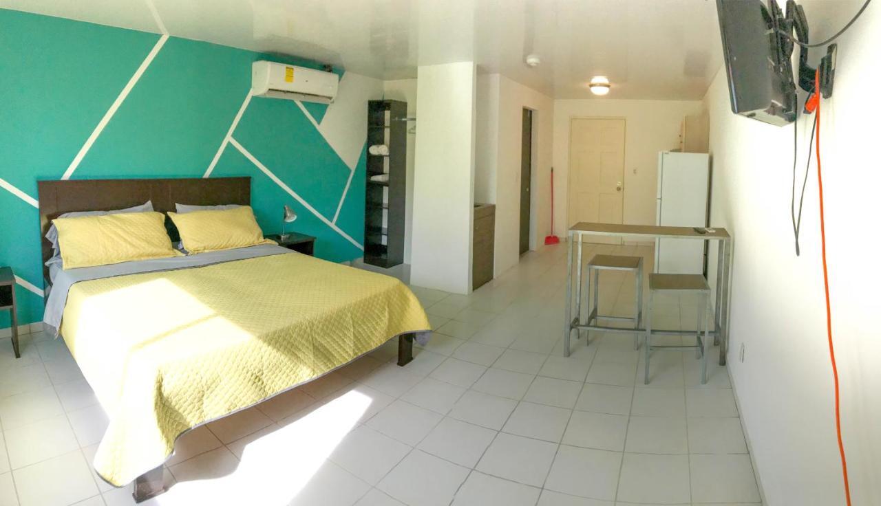 Dona Clara Vacation Apartments โอรันเยสตัด ภายนอก รูปภาพ
